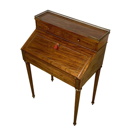 1061 - An 18th century style French ladies rosewood Bureau De Dame. 70 x 44 x 101.5cm