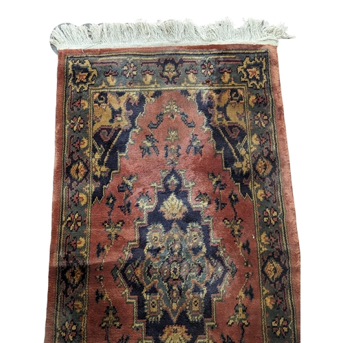 1078 - Vintage handsewn runner. 68x260cm