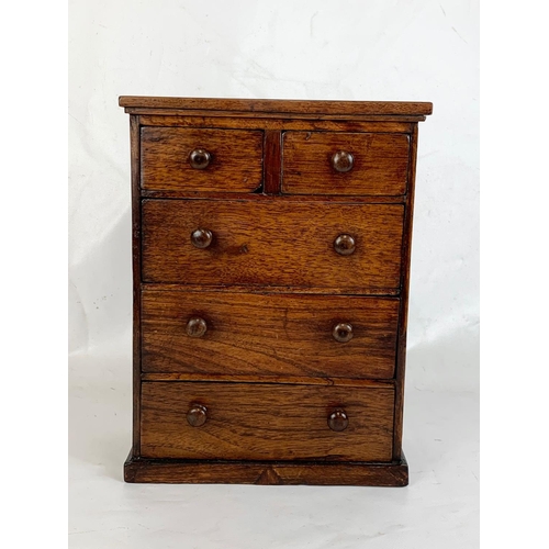 152 - A late Victorian Apprentice chest. 22 x 11 x 29.5cm.