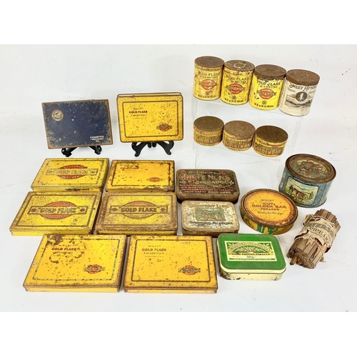 17 - A quantity of vintage tobacco tins. W.D & H.O. Willis Golden Flakes, Cut Golden Bar, Golden Flake Ho... 