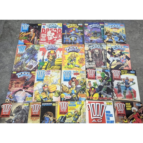 196 - Quantity of 2000AD comics featuring Judge Dredd, circa 1980s.