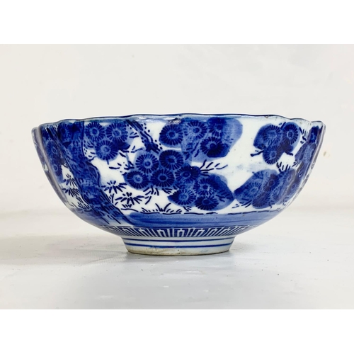 410 - A 19th century Japanese blue & white porcelain bowl, 15.5cm x 6.5cm