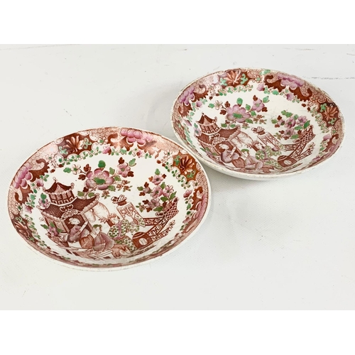 421 - A pair of early 19th century porcelain bowls, 14cm