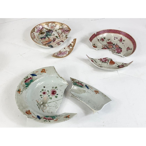 424 - A large quantity of 18th century and early 19th century Chinese and English porcelain. Including Wor... 