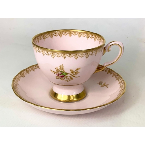 502 - A 20 piece Tuscan tea set