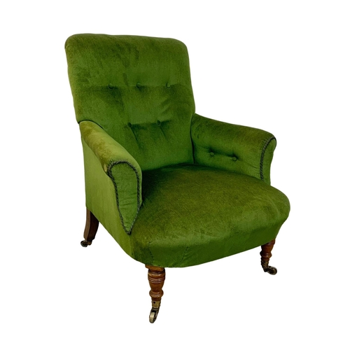 792 - A Howard & Sons LTD London Victorian armchair. Circa 1880. 80 x 74 x 94cm.