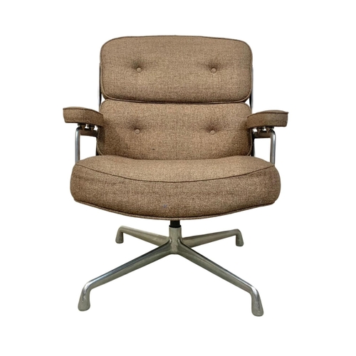 821 - An original Charles & Ray Eames Time Life “Lobby Chair” designed for Herman Miller. Model ES104