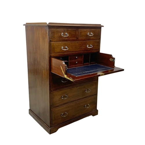 822 - An early 20th century Ships Secretaire chest of drawers. Circa 1920. 80 x 59 x 123cm.