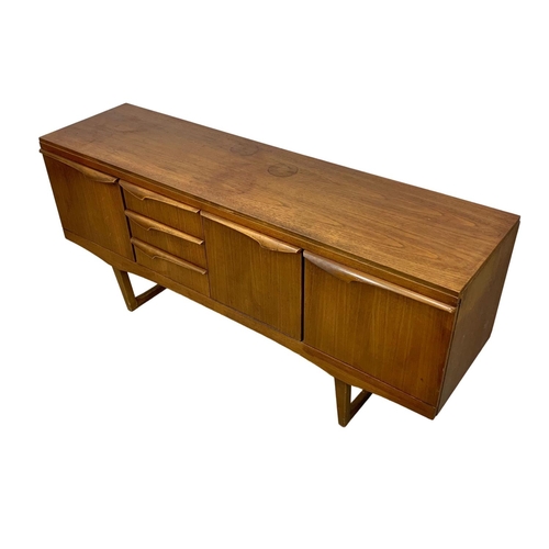 844 - A teak sideboard by Stonehill. Mid Century. 1960. 165 x 44.5 x 72.5cm.