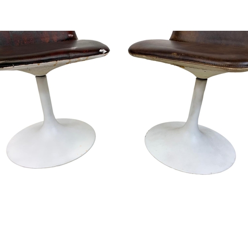 915 - A pair of Swedish Tulip swivel chairs designed by Borje Johanson for Johanson Design. Mid Century. 1... 