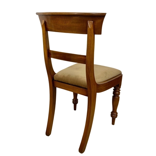 919 - A set of 6 early Victorian mahogany bar back chairs. Circa 1840-1850.