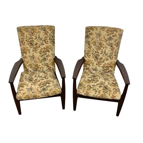 937 - A pair of vintage Parker Knoll armchairs. Model 988-1023. 1960’s.