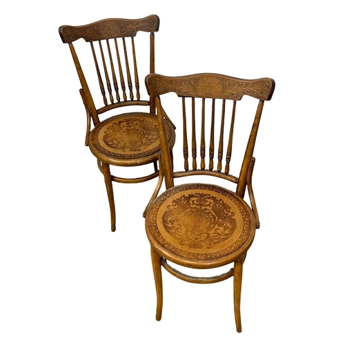 993 - A set of 5 late 19th century Bentwood chairs with Pokerwork decoration.