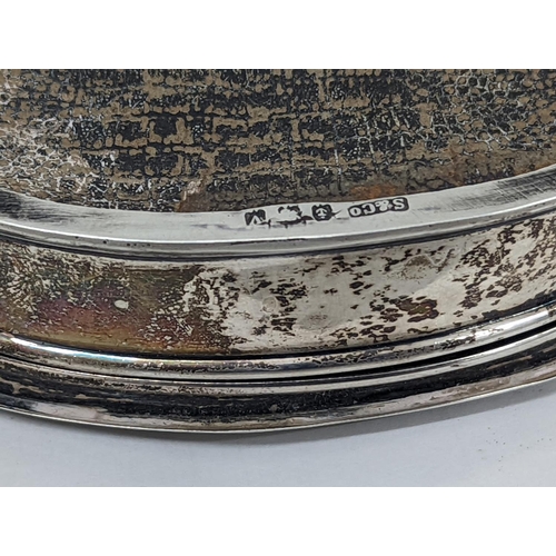 732 - A Sterling silver trinket box, Birmingham. Damaged. 89.4 grams. 9cm x 4cm