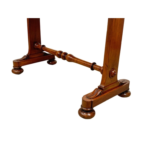 1052 - An early Victorian - late William IV mahogany library table. 92 x 55 x 74.5cm.