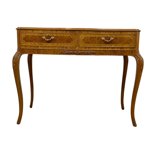 1025 - An 18th century style Italian console table with 2 drawers. 113 x 51 x 87cm