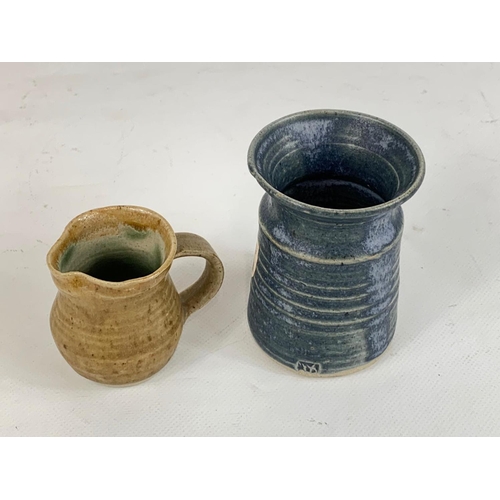 414 - 2 small pieces of Helen Pincombe studio pottery. 8.5cm.