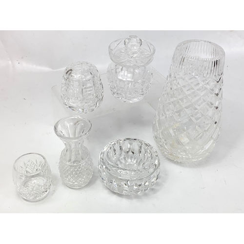 456 - 6 pieces of Waterford crystal. Vase measures 18.5cm