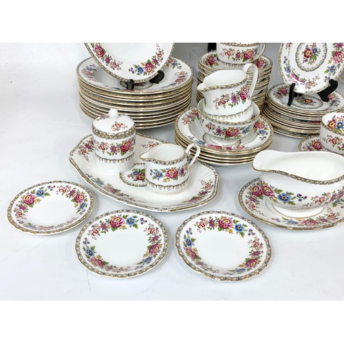 488 - A 97 piece Royal Grafton “Malvern” tea and dinner set. 5 dinner plates 27cm, 7 dinner plates 25cm, a... 