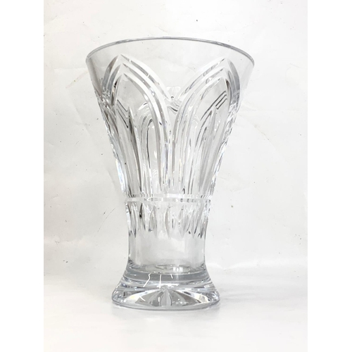 489 - A large Tyrone Crystal vase and a Tyrone heavy crystal decanter. 29cm.