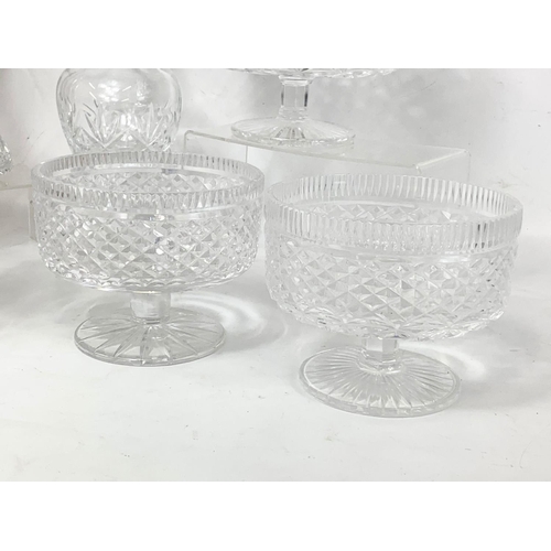 499 - 4 Tyrone crystal bowls, a Tyrone Crystal decanter and another crystal decanter. Largest bowl measure... 