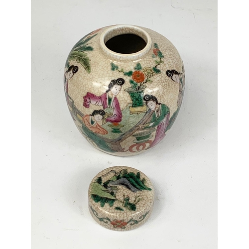 507 - An early century Chinese export ginger jar with lid. Circa 1900. 15cm