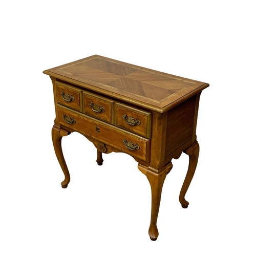 1104 - A George I style lowboy chest of drawers. 77 x 41.5 x 77cm