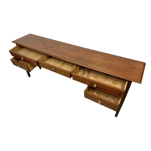 1115 - A large mahogany console table. 192.5 x 38.5 x 75cm.