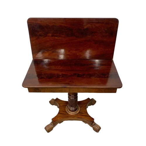 1119 - A William IV mahogany turnover tea table. Circa 1830-1835. 92 x 46 x 75cm