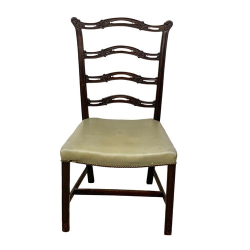 1129 - A 19th century Irish Chippendale style mahogany side chair. Circa 1870-1880.