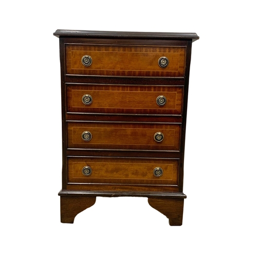 1131 - A Georgian style inlaid mahogany chest of drawers. 51 x 42.5 x 73.5cm