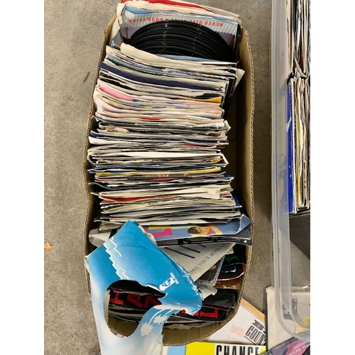 364 - A large collection of 45, singles, records.