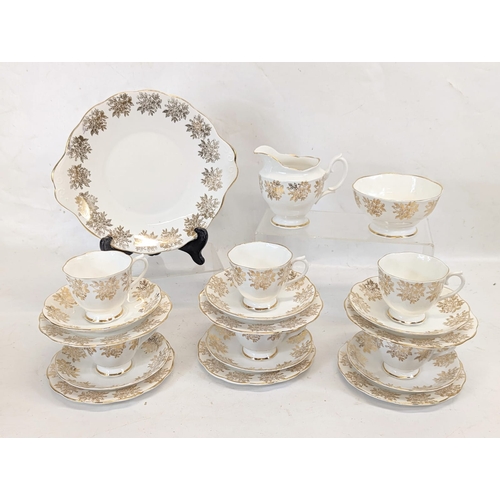 418 - A 21 piece Royal Albert tea set