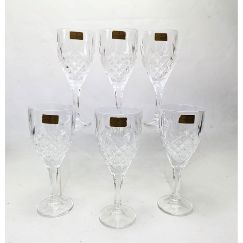 568 - A set of 6 Killarney Crystal wine glasses. 20.5cm