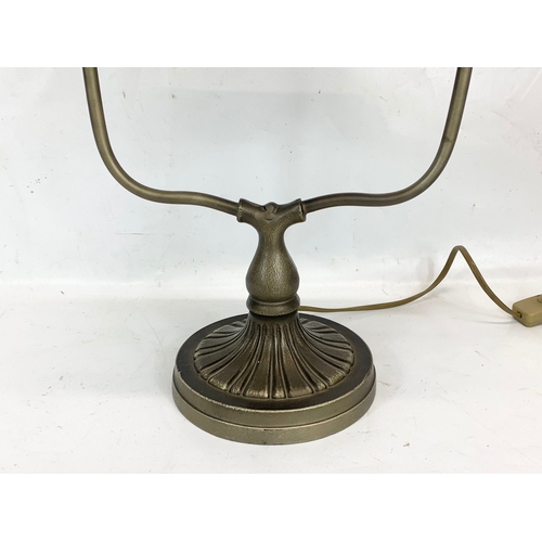 328 - A Tiffany style desk lamp. 34.5cm