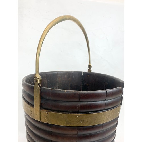 104 - A George III mahogany brass bound plate bucket. Georgian. Circa 1780-1800. 36 x 45.5cm