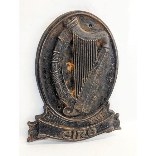 116 - A large cast iron plaque of the Celtic Cláirseach, reproduction. 41x53cm