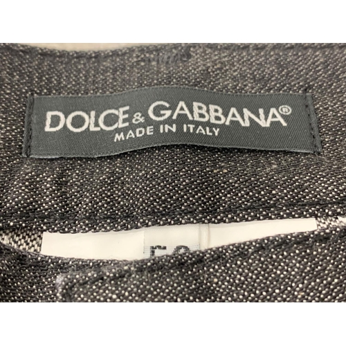 140 - A pair of Dolce & Gabbana jeans. UK 40 long.