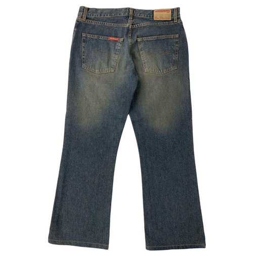 195 - A pair of Ben Sherman jeans. 32 long