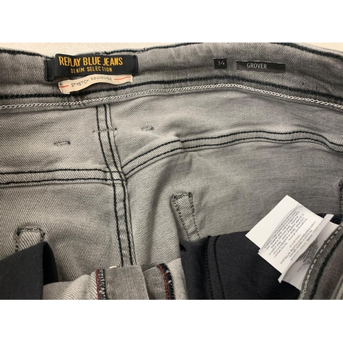 204 - A pair of Replay jeans. 34/30. Stretch Selvedge.