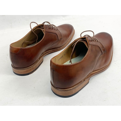 208 - A pair of Grenson leather dress shoes. UK 9