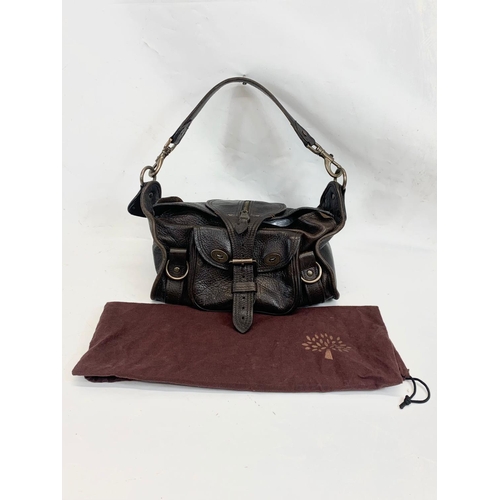 212 - A Mulberry Alana leather handbag. 30cm.