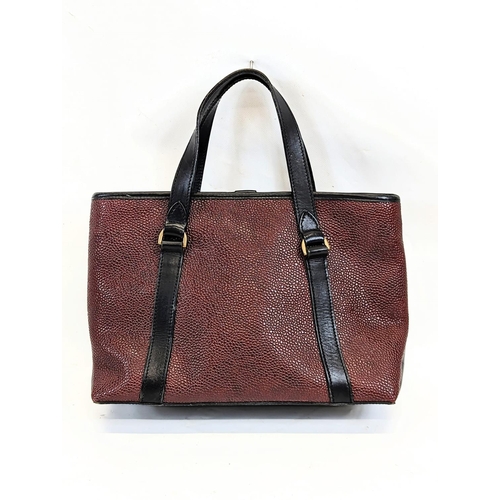 217 - A Mulberry Scotchgrain leather handbag.