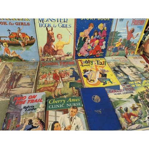 251H - A collection of vintage children’s books and annuals.