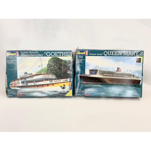 257 - 2 Revell model ships. Ocean Liner Queen Mary 2, 1:700. Paddle Steamer Goethe, 1:60.