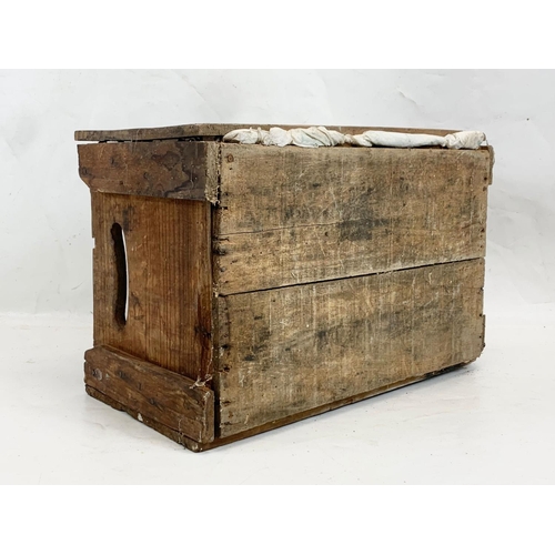 314 - A vintage IB Company (Irish Bottlers) wooden crate. 43 x 28 x 22cm