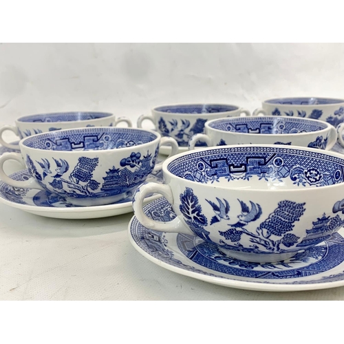 627 - 8 Ridgway “Willow” pattern bowls with 8 saucers. Bowls measure 14.5cm