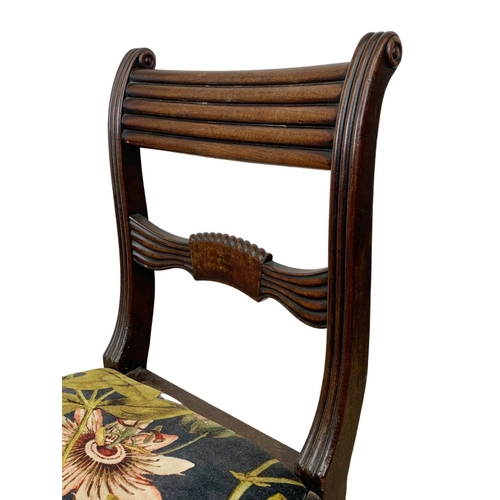 799 - A Regency period early 19th century mahogany side chair. Circa 1820.