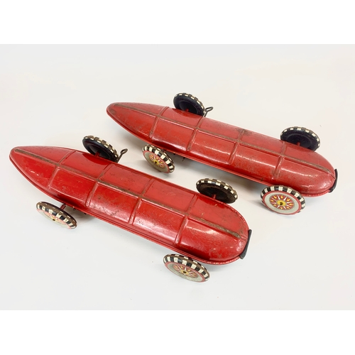 132 - 2 large vintage Marx tin plate windup Streamline race cars. 41cm