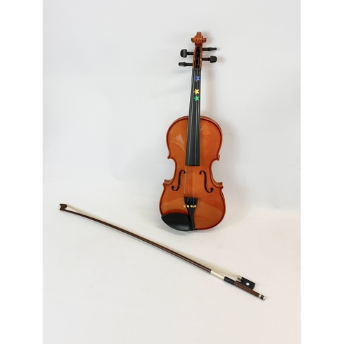 178 - A Stentor Student Standard childs violin in case